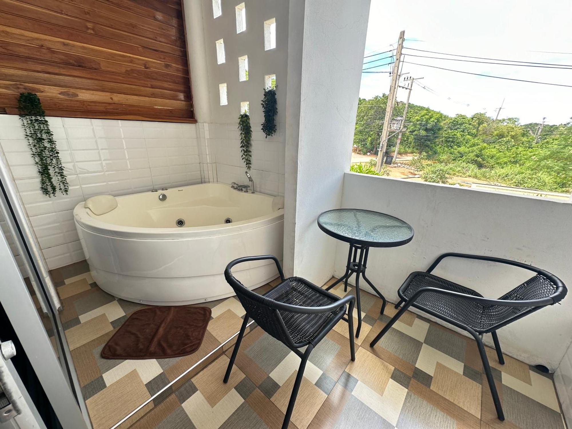 Jingle Bells Resort Ko Lan Eksteriør bilde